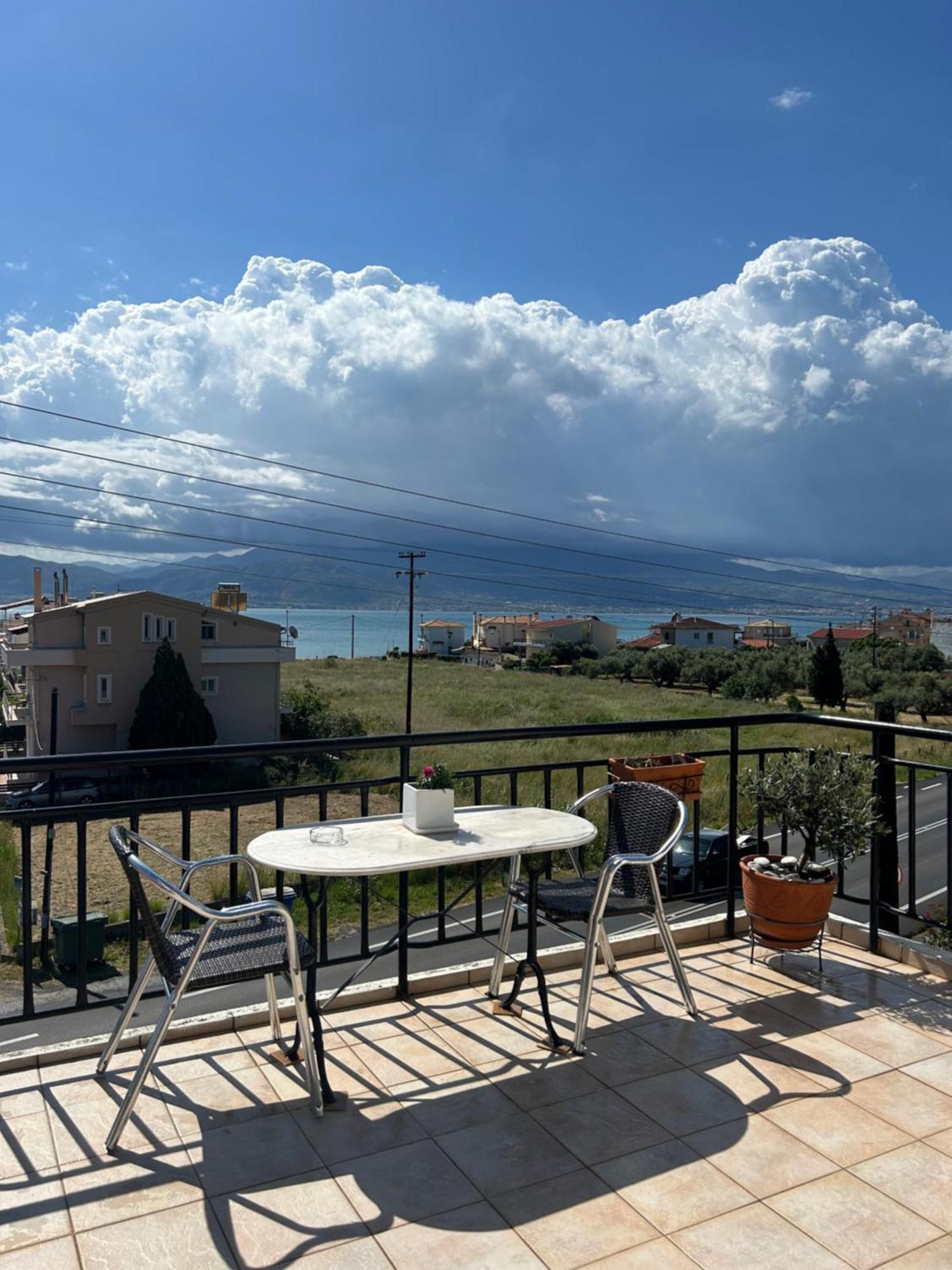 Lena S Apartment Nafpaktos Exteriér fotografie