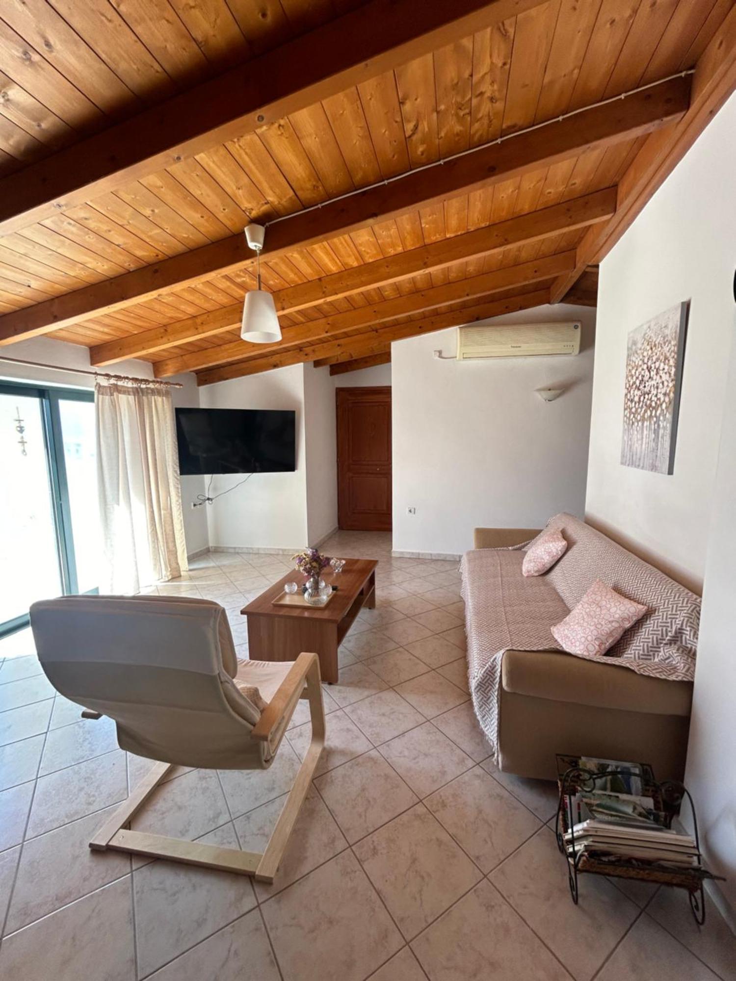 Lena S Apartment Nafpaktos Exteriér fotografie
